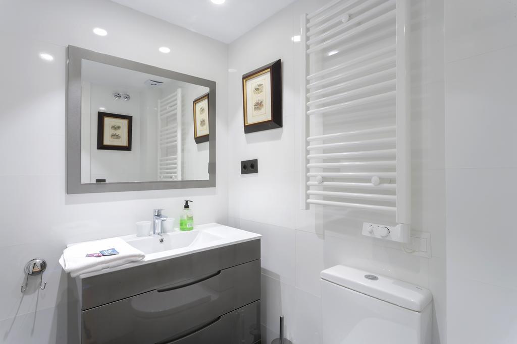 דירות מדריד Luxury II - Vive El Lujo Con Elegancia Y Diseno מראה חיצוני תמונה